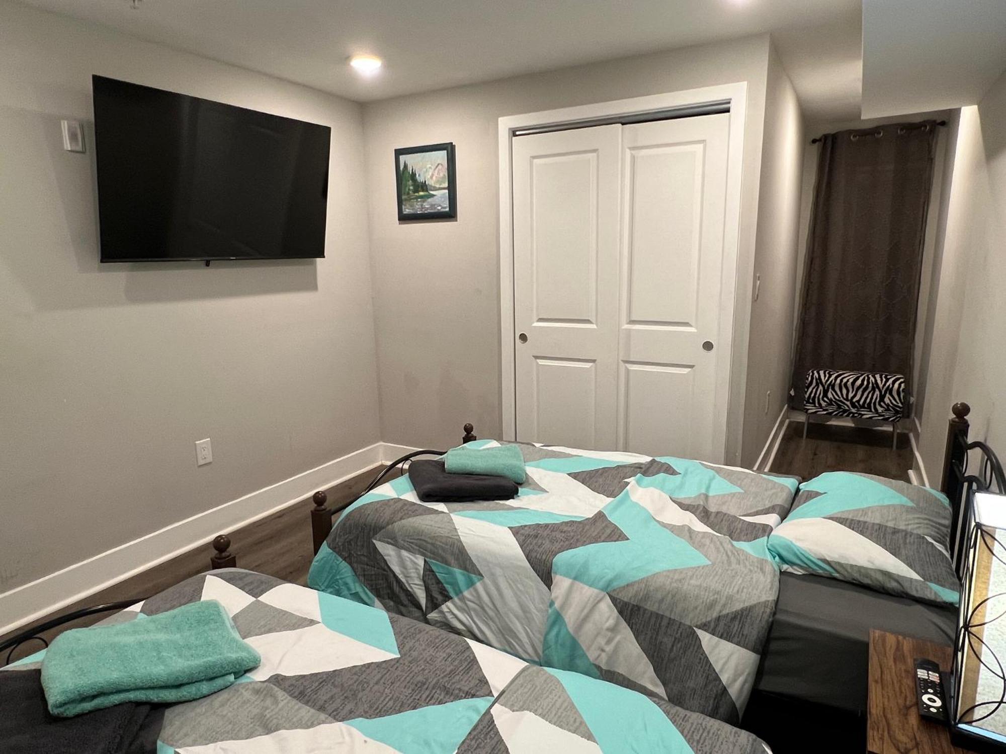 Charming 3Br 2Ba With Private Patio Apartment ฟิลาเดลเฟีย ภายนอก รูปภาพ